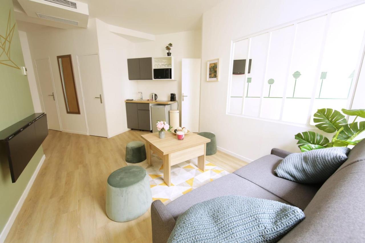 Green Apartment Near Montmartre And Opera Paris Luaran gambar